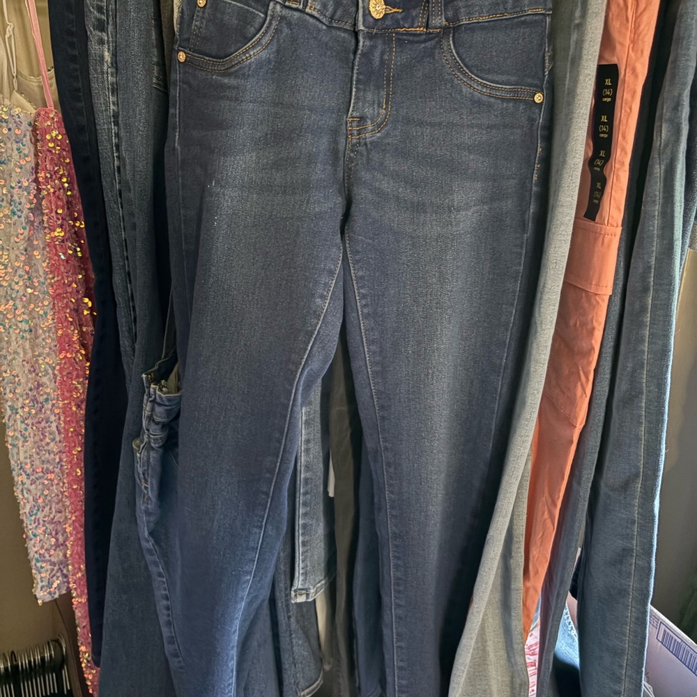 Stylish Indigo Flare Jeans for Women